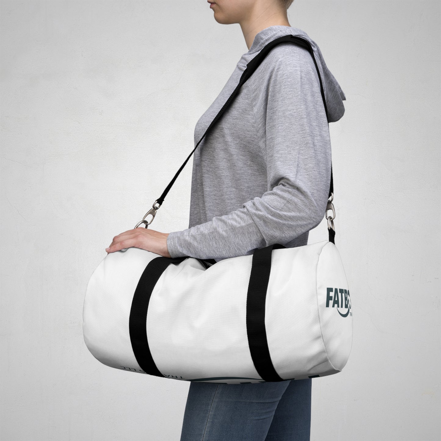Classic White Duffel Bag – Minimal Travel & Gym Weekender
